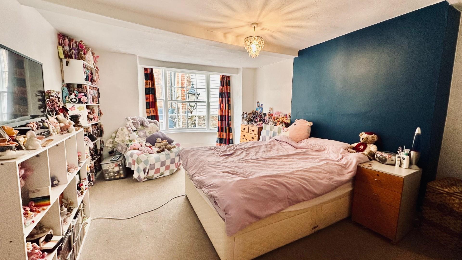4 bed property in Burdett Place, Old Town, Hastings